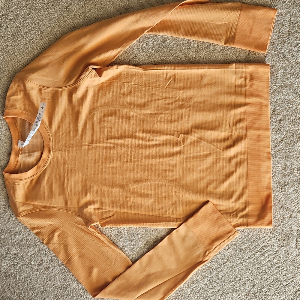 Lululemon || Wicking Training Top Longsleeve Size 2 Orange